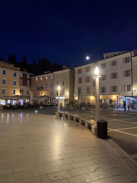 IMG-3915