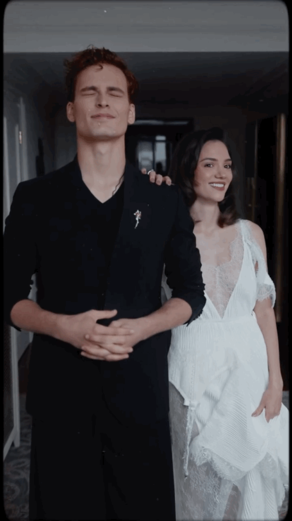https://i.ibb.co/yDQp7bF/IMG-3373.gif