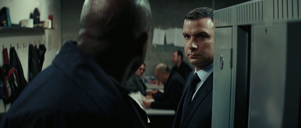 Repo Men Screenshot