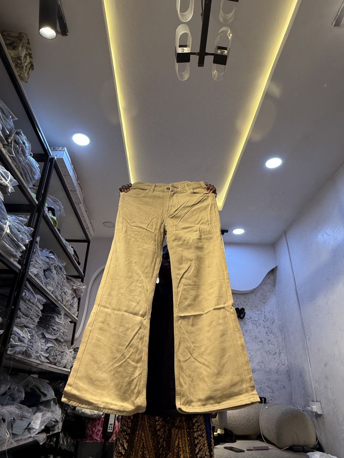 Waist 32