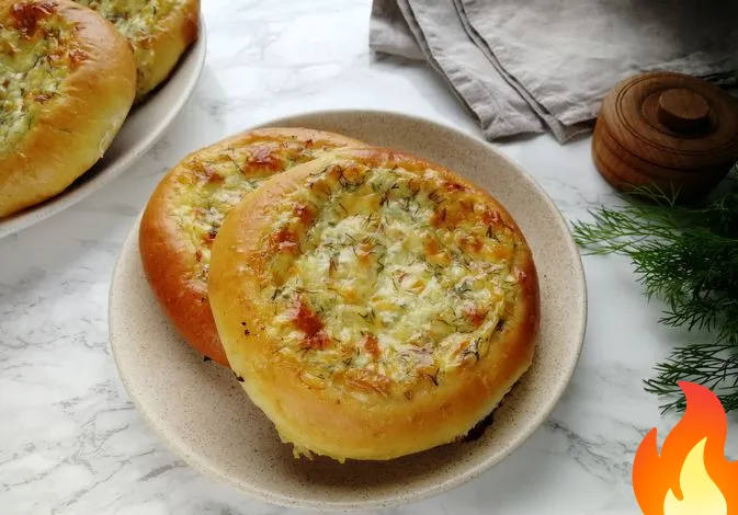 Постер Закусочные ватрушки с сырно-чесночной начинкой