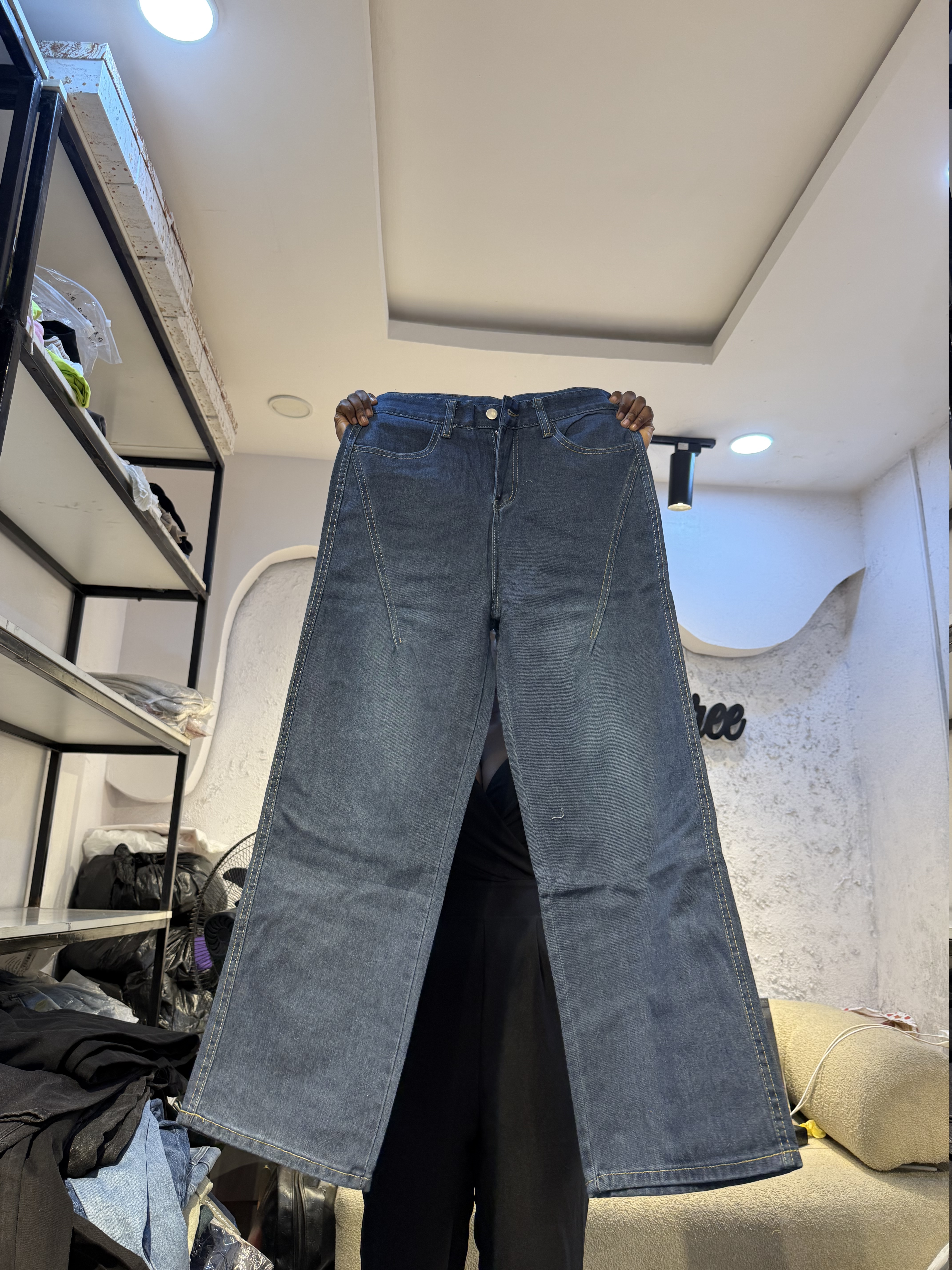 Waist 30