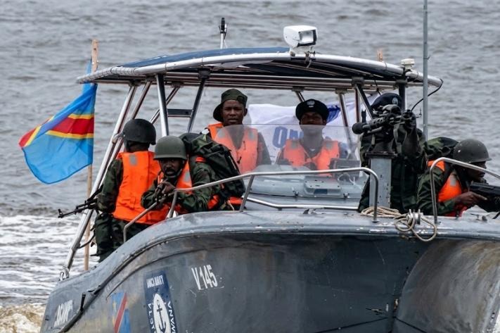 Illustration - Sur le fleuve Congo, une frontière tranquille s'est mise à tirer