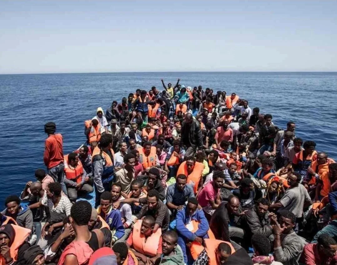 Illustration - Migration : les départs ouest-africains vers l'Europe chutent de 59 %, mais la route tue plus