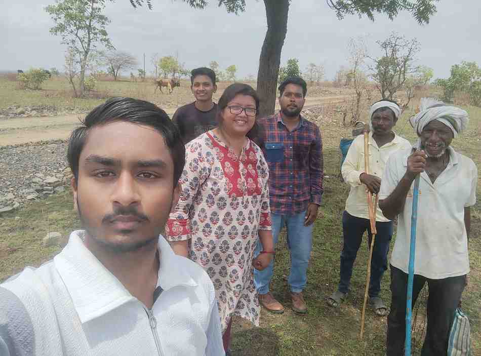 Roots & Reach Foundation field activity — photo 11