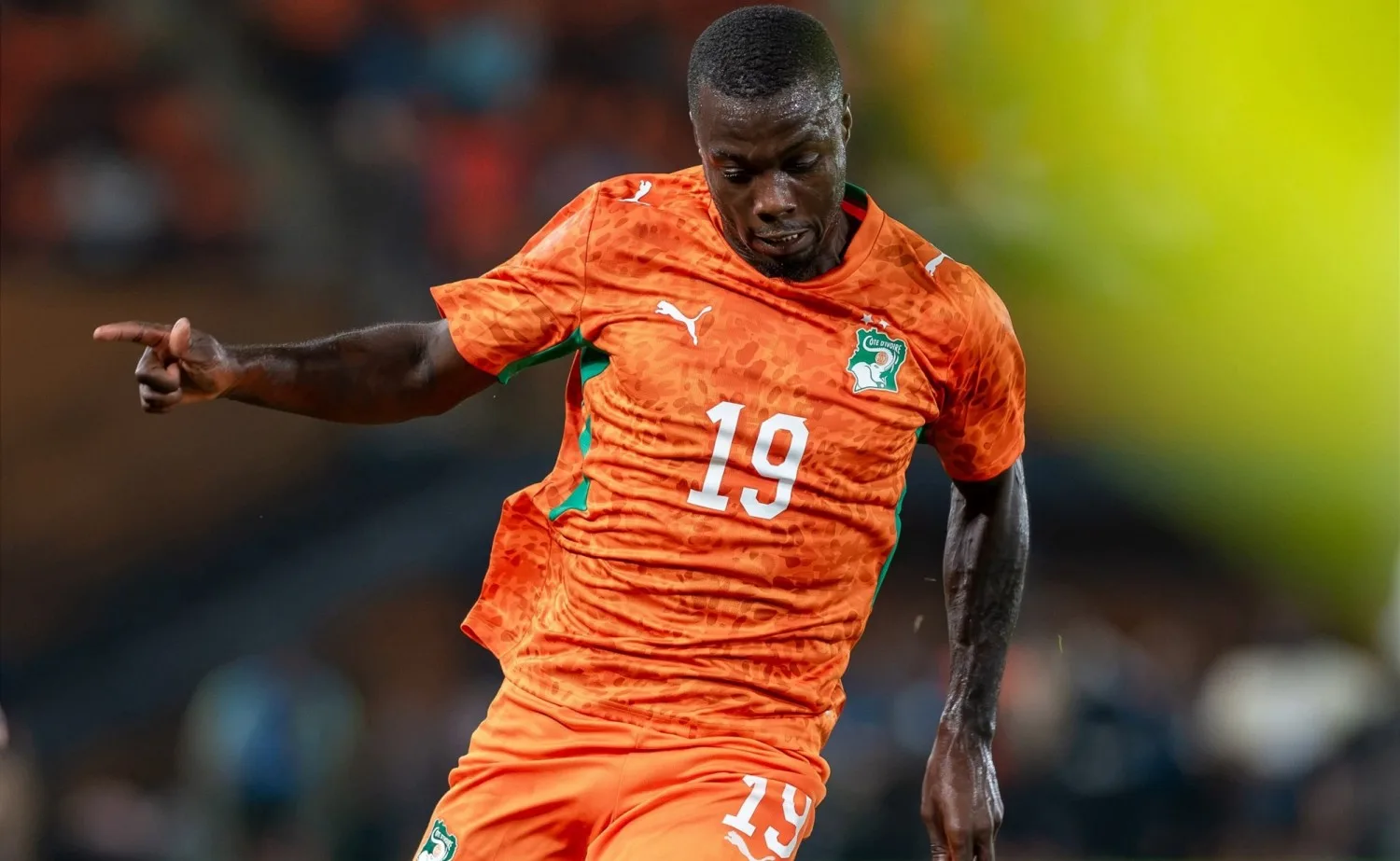 Illustration - Nicolas Pépé quitte les Éléphants pour accueillir son enfant, Hervé Renard valide