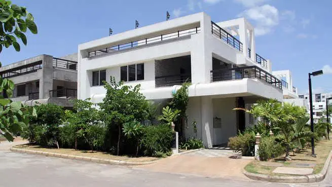 Gated community luxury villas in manikonda