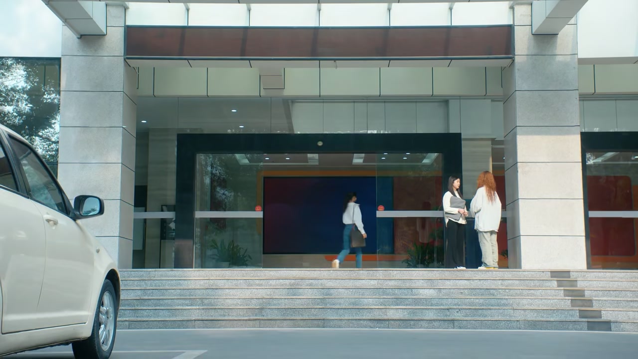 The White Olive Tree Screenshot
