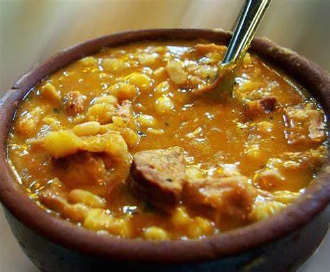 Locro por el Día del Trabajador en el Centro Breñense
