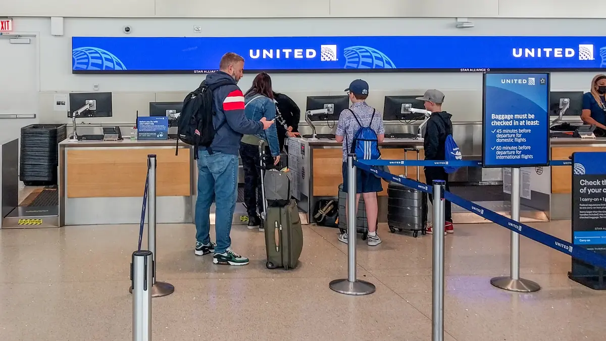 Mama a fost lăudată pentru că s-a opus angajaților United Airlines
