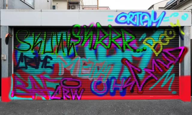 Graffiti artwork by Cmudikk