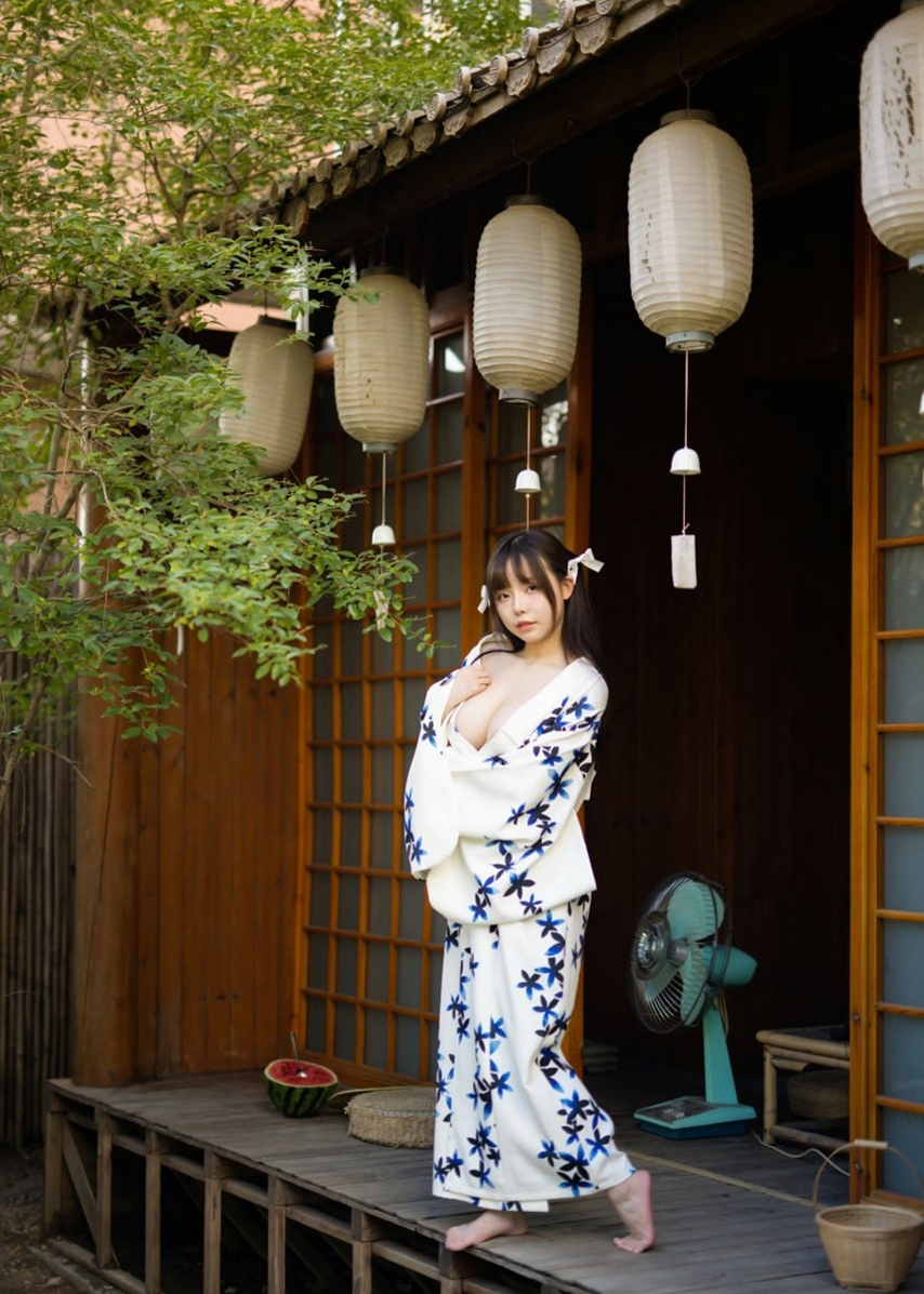 六味帝皇酱 夏日和服 038