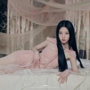 heejin loona 1377413