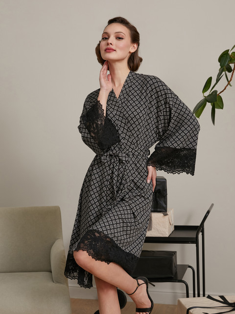 https://i.ibb.co/yd8Bw6K/SS22-WJ305-3.jpg