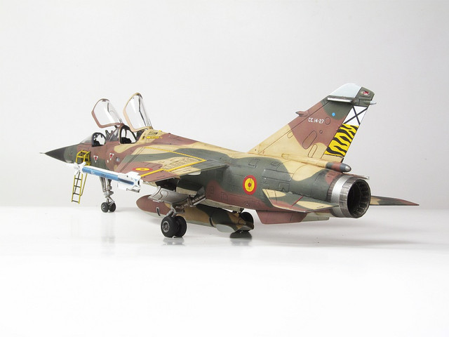 f1 02.jpg