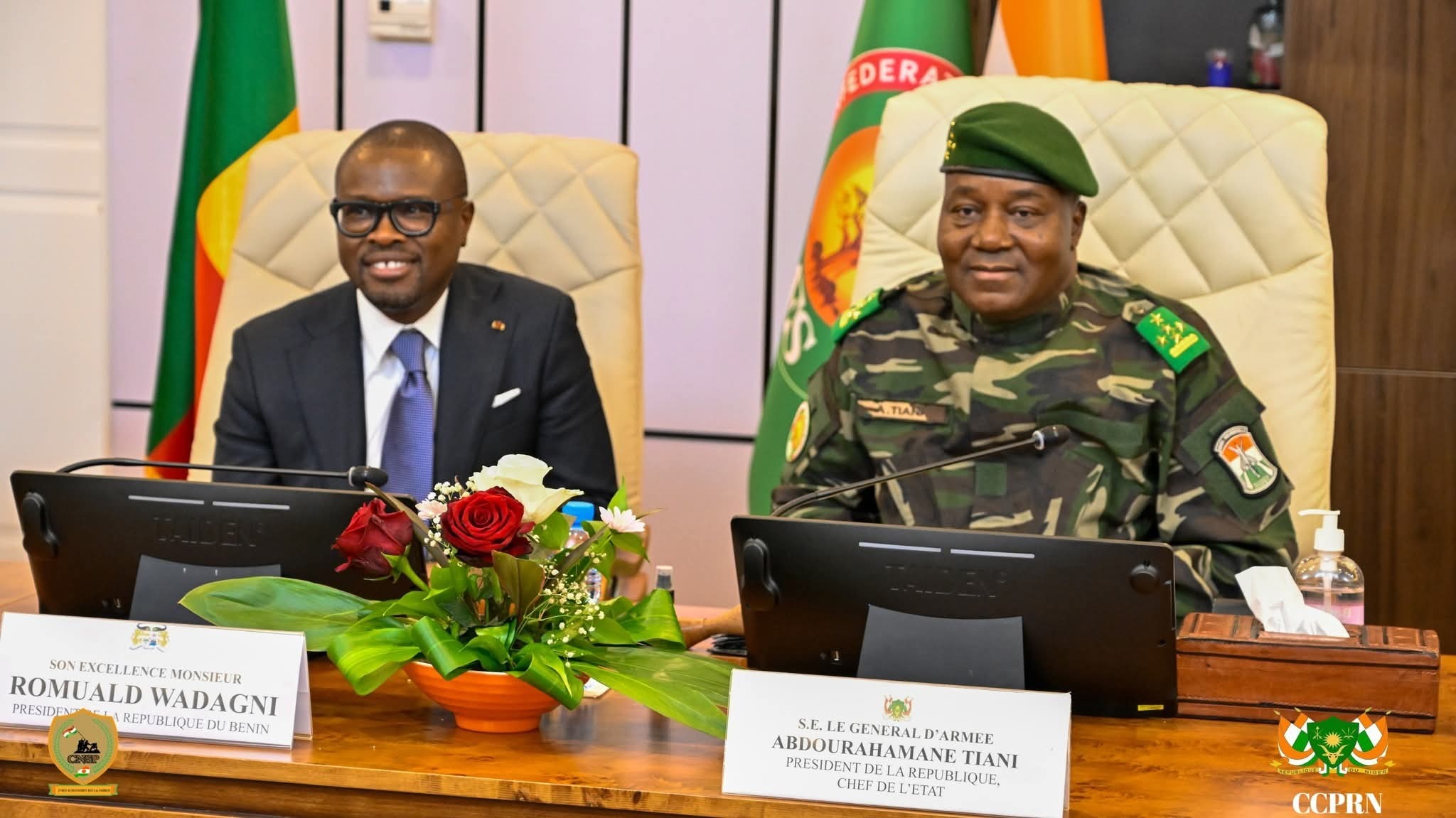 Illustration - Bénin-Niger : les experts achèvent à Cotonou, trois accords de coopération, Niamey exige transparence sur les bases étrangères