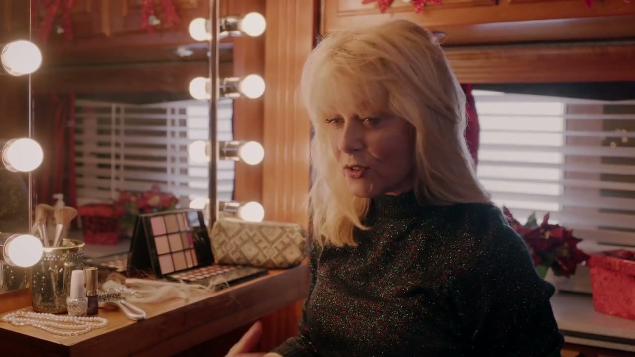 Ms. Christmas Comes to Town Screenshot
