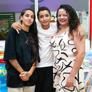(83)