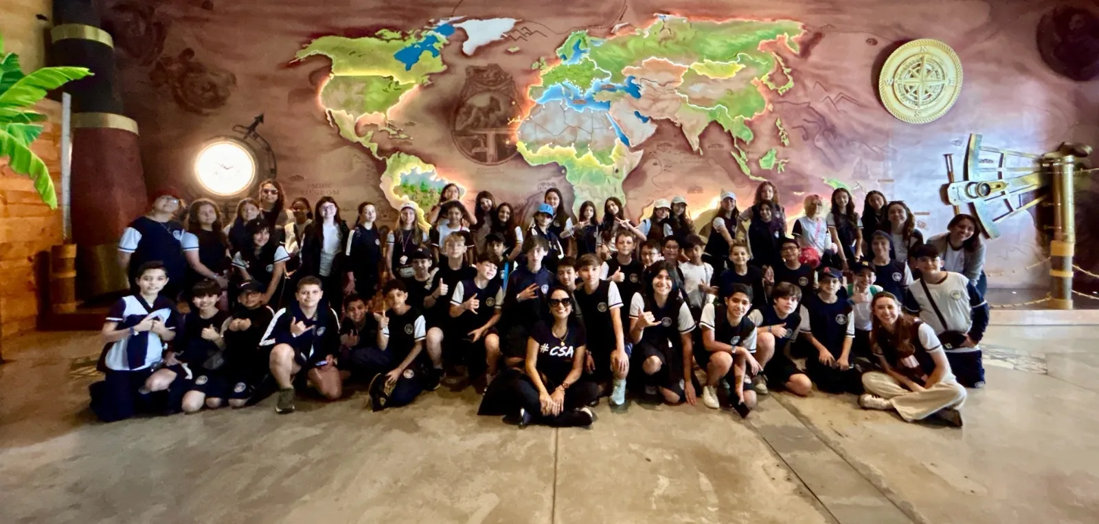 Alunos No Animalia Park