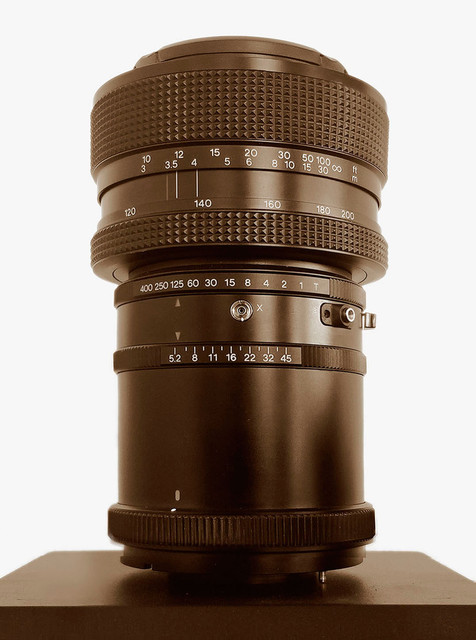 Lens14LR4W.jpg