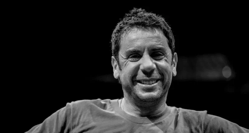 Η ΑΕΚ τίμησε τη μνήμη του Γιώργου Μαζωνάκη - Χειροκρότημα από τον κόσμο!