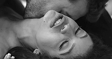 [Image: 852a0762dac2fc79af9b5489ed13d05f8e5be338.gif]