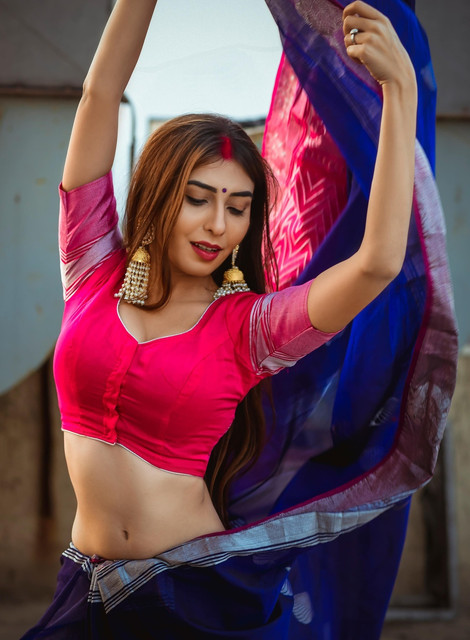 Ruma-Sharma-saree-1
