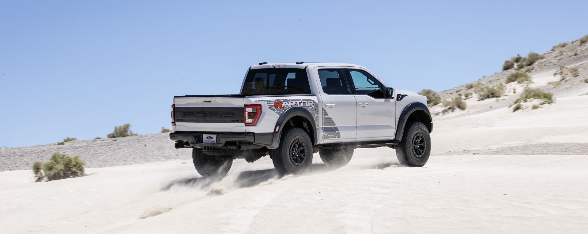 2023-Ford-Raptor-R-19