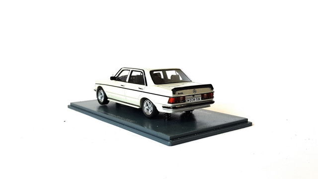 m123-AMG504-resize