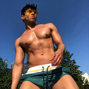 Jason-Dresdner585