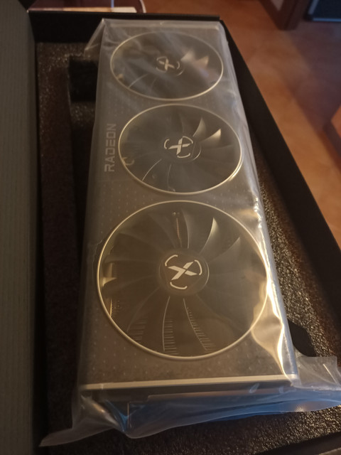 Xfx6800xtsealed