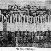 1932