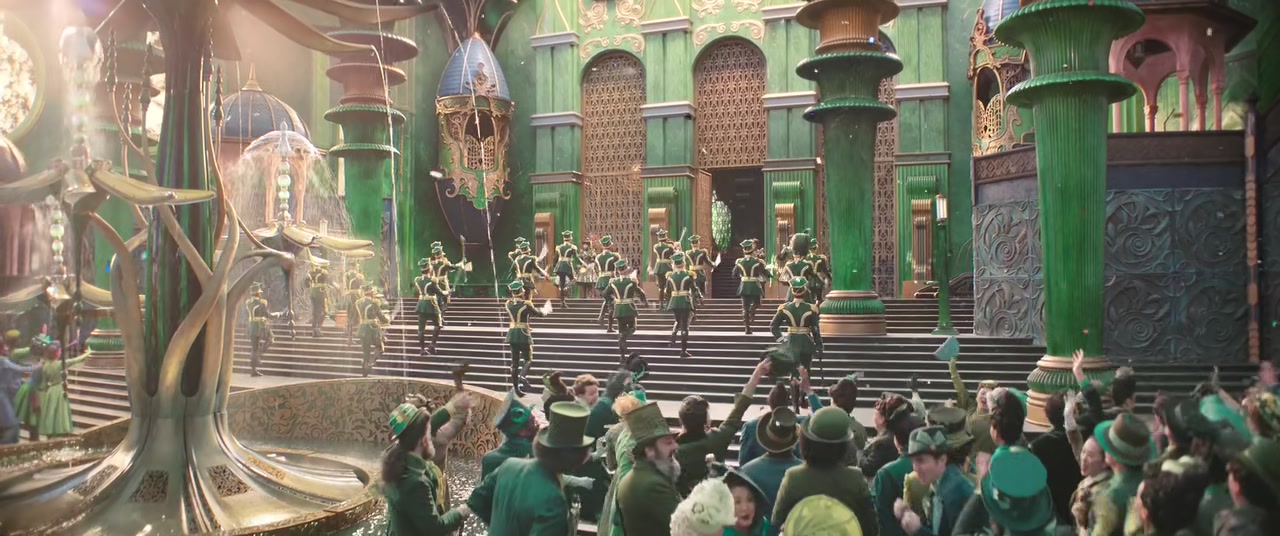 Wicked: For Good Screenshot