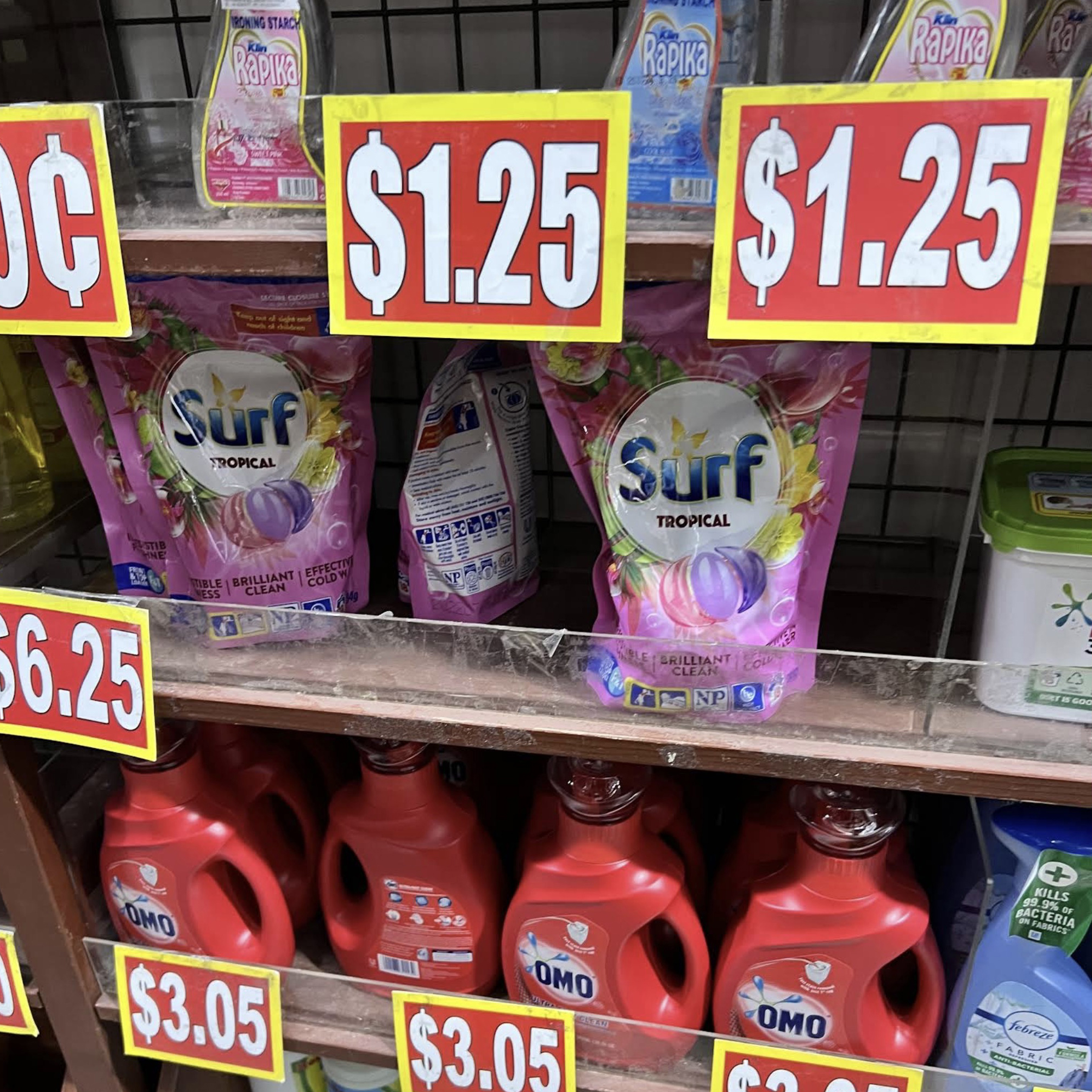 Valu$ discounted snacks and chocolates display