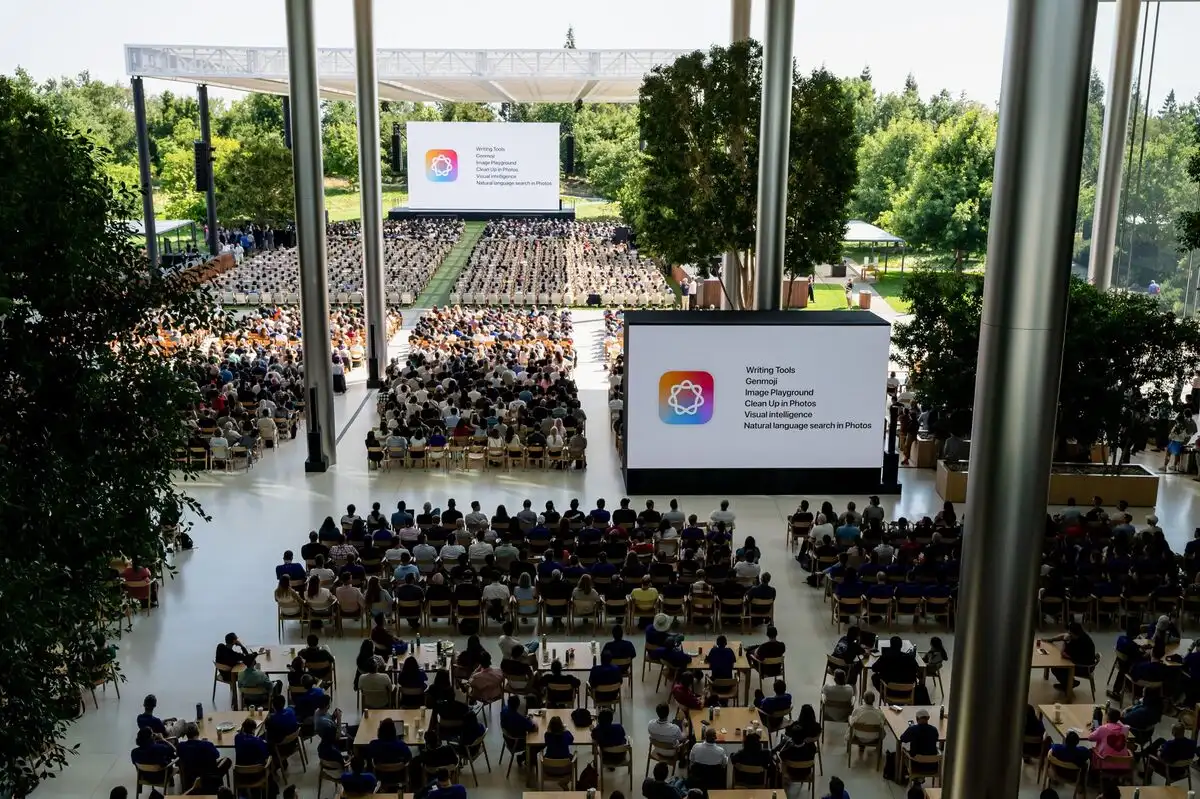 Apple Investors Seek AI Boost for Future Gains
