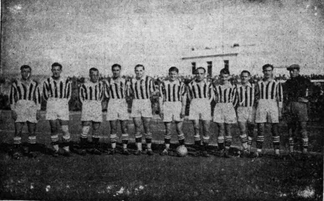 1932