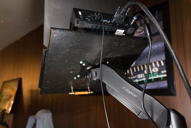 Laptop-Arm5