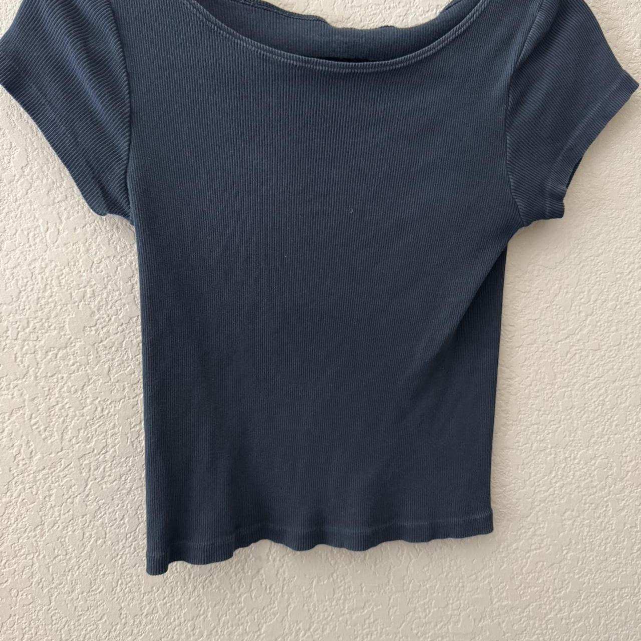 Brandy Melville Women's Navy and Black Crop-top