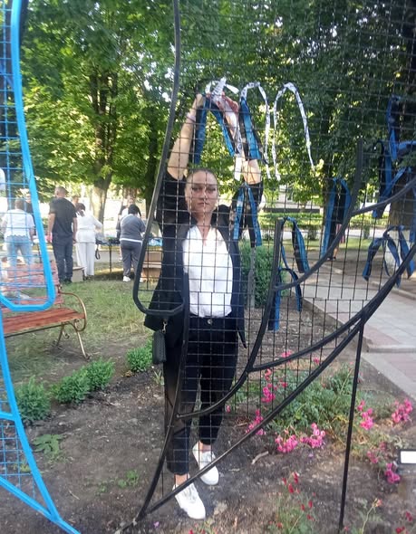 Інсталяцію "Крила надії" на честь зниклих, полонених і загиблих захисників встіновили в Маловисківській громаді | Новини Кропивницького і Кіровоградської області