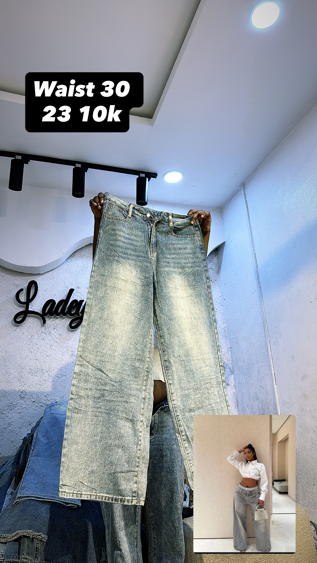 Waist 30