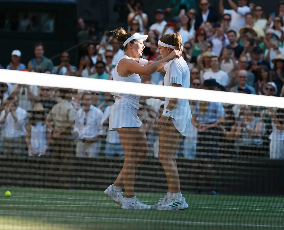 Linda Noskova, noua regină de la Wimbledon, după o finală dramatică