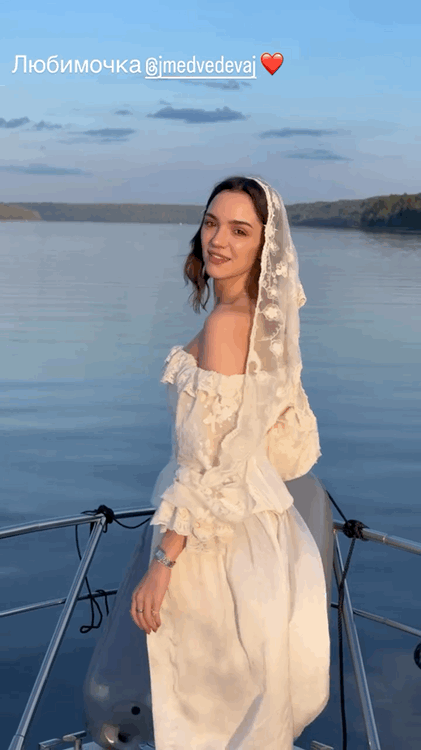 https://i.ibb.co/zVxW12yH/IMG-0903.gif