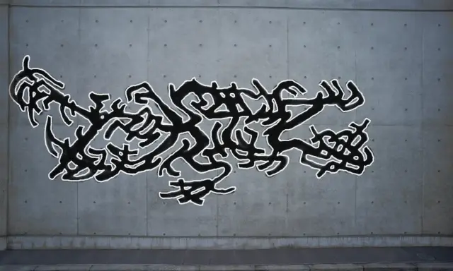 Graffiti artwork by Tkiz