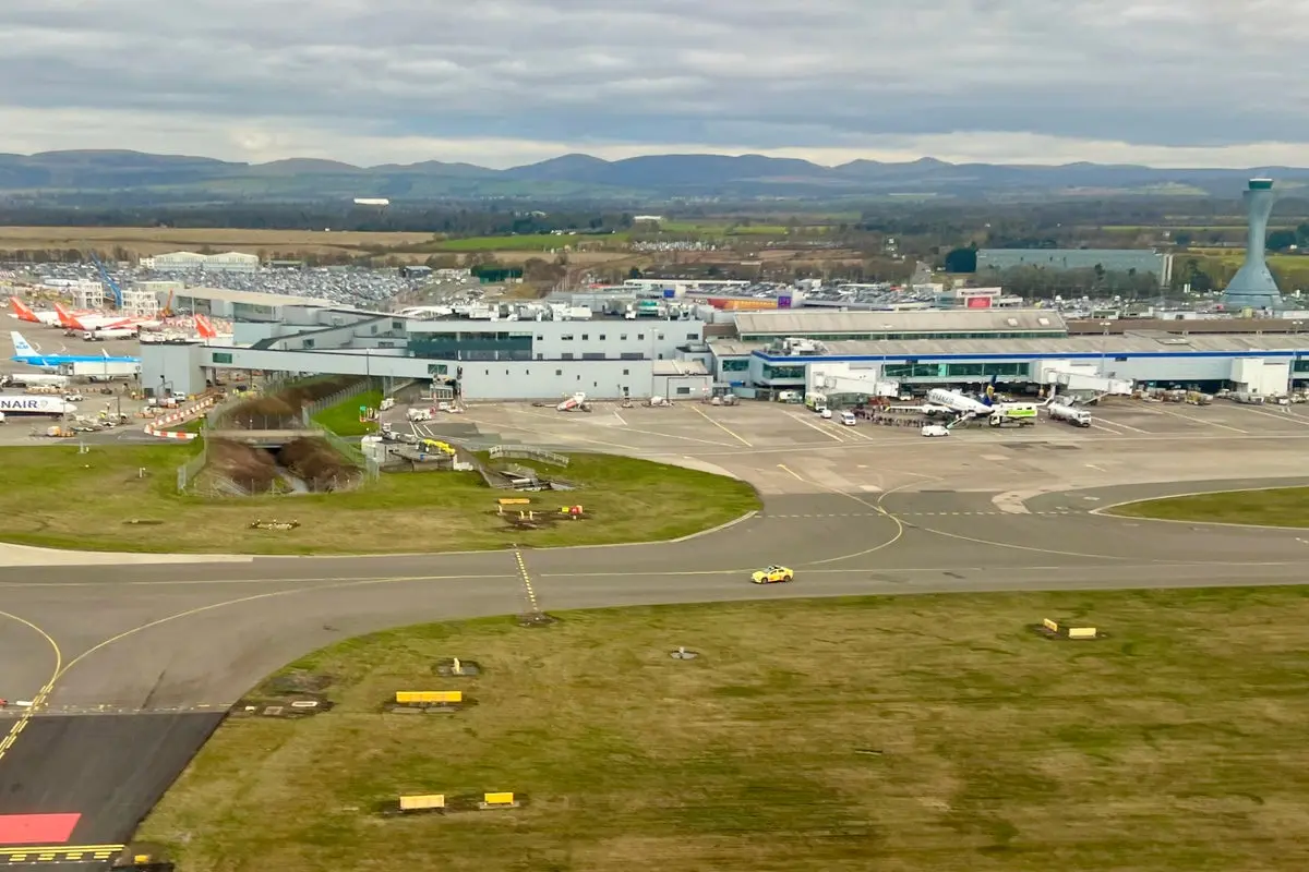 Edinburgh Airport Hikes Drop-Off Fee to £12