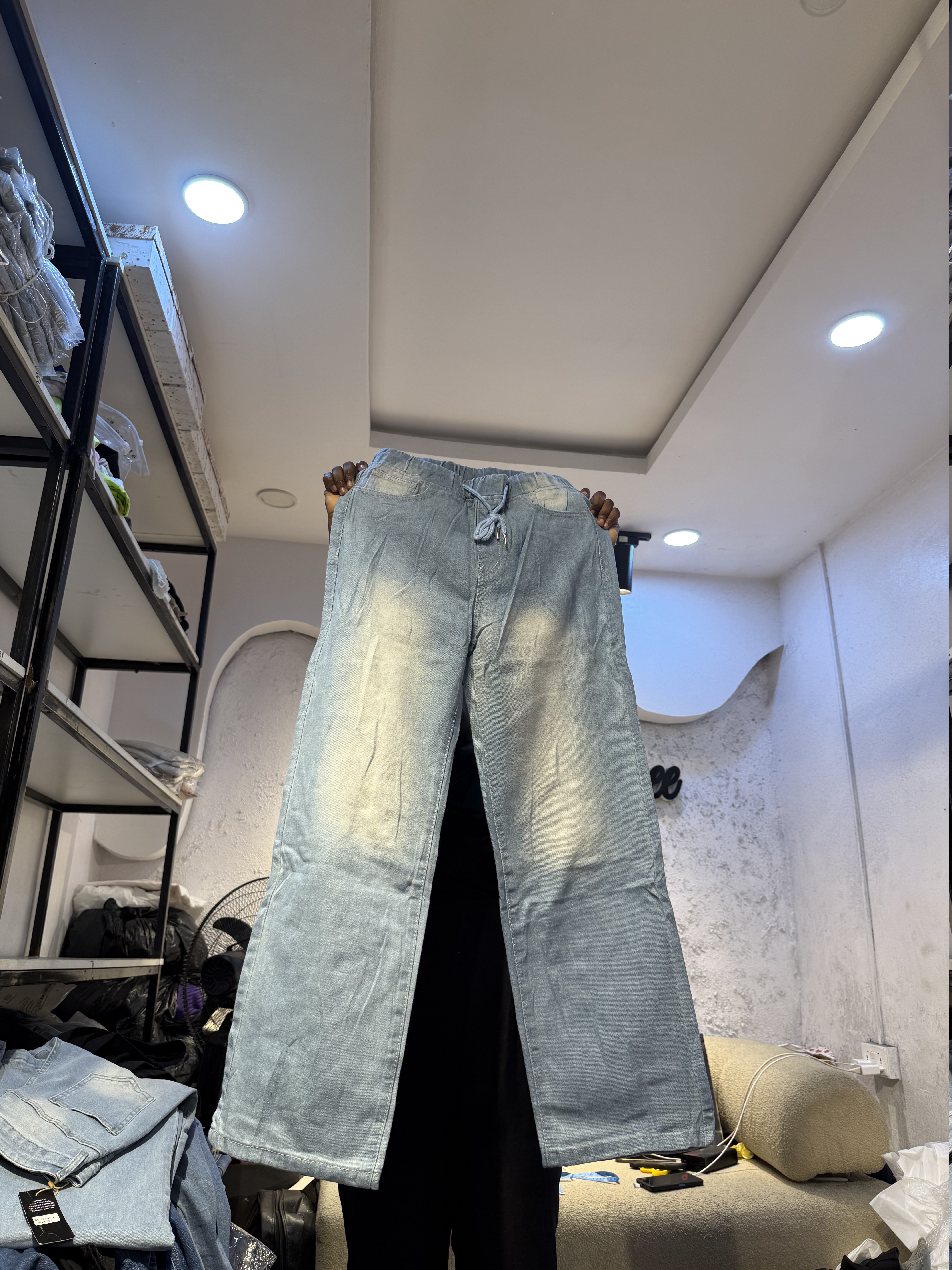 Waist 30