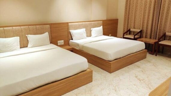 Four Bed family room near Somnath Jyotirlinga