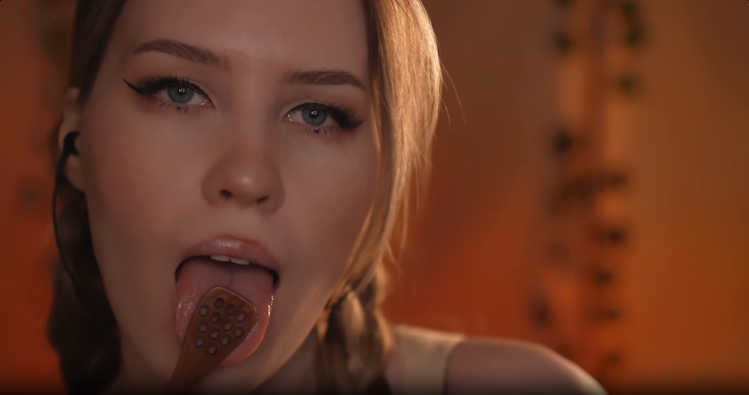 Mouthsounds ASMR [ MOOD ]