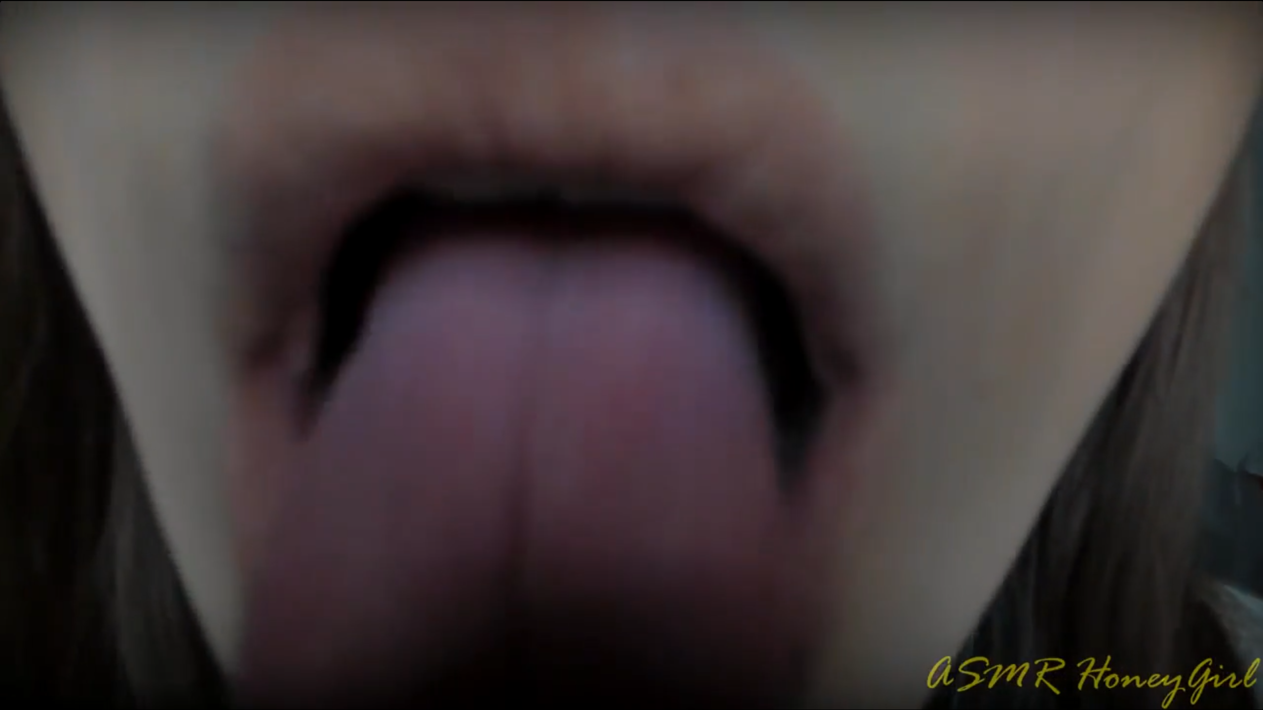 Lenslicking [ HoneyGirl ]