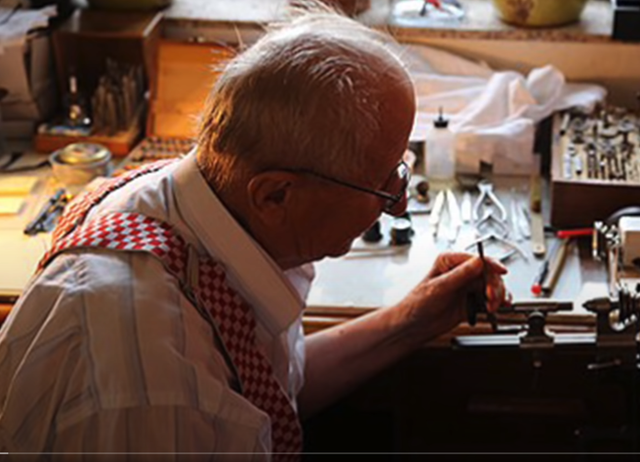 hacko-watchmaker