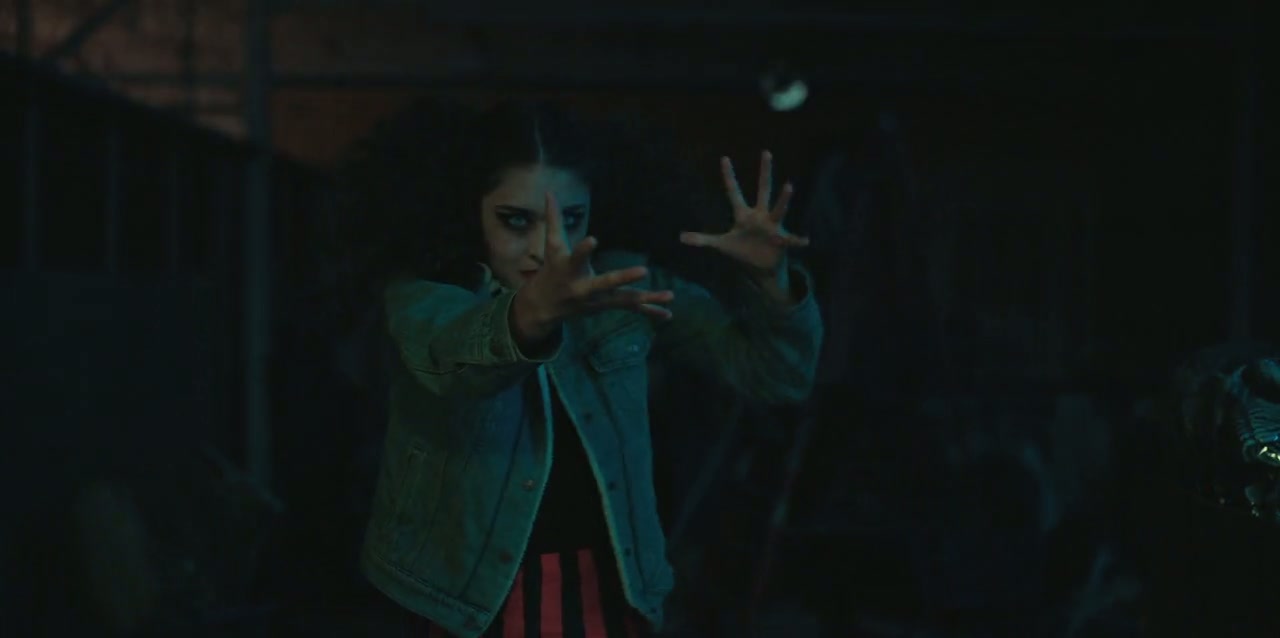 Spirit Halloween Screenshot
